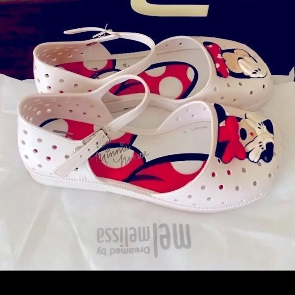 💕Mini Melissa Girls furadinha comfortable cushioned sandal size 2 and 3 new